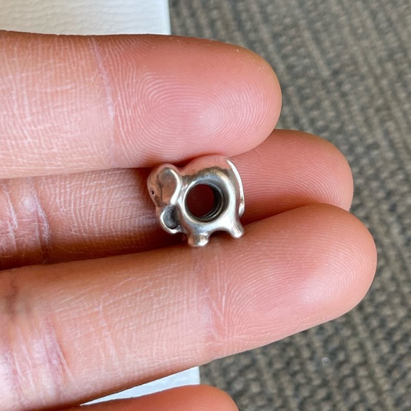 Retired PANDORA Elephant Sterling Silver Animal Charm EUC - Picture 4 of 7